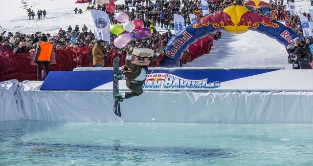 Red Bull Kar Havuzu'nun Filmi Çekilecek