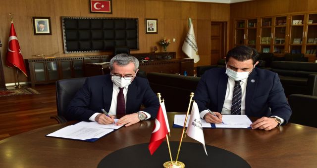 Ali Kayası Cam Seyir Terası Projesi'nin İmzası Atıldı