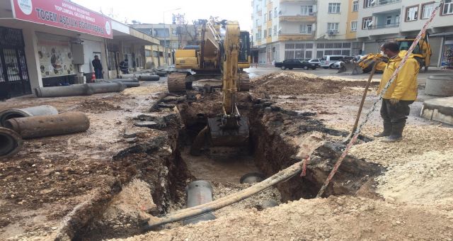Bahçelievler'de Alt Yapı Çalışması Devam Ediyor
