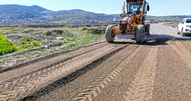 Büyükşehir Belediyesi'nden Yol Çalışması