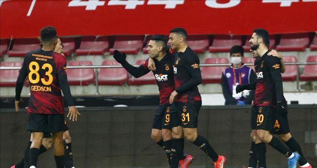 Galatasaray Kayserispor'u 3 Golle Geçti