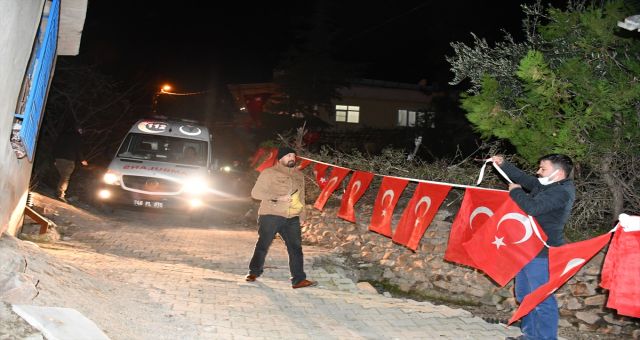 Şehit Astsubay Demir'in Ailesine Acı Haber Verildi