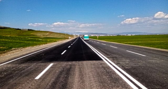 Türkoğlu Mahir Ünal Caddesinde Trafiğe Açıldı