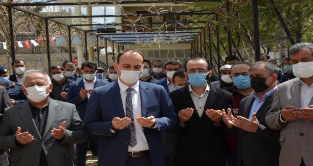 Çağlayancerit’te Sosyal Market ve Aşevi Açıldı