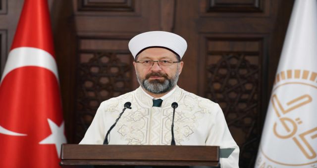 Erbaş: Teravih Namazı Evde Kılınacak
