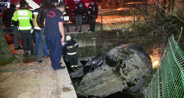 Su Kanalına Düşen Aracın Sürücüsü Öldü