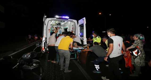 Antalya'da Bıçaklı Kavga