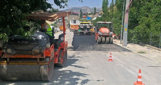 Çağlayancerit'te Yatırımlar Devam Ediyor
