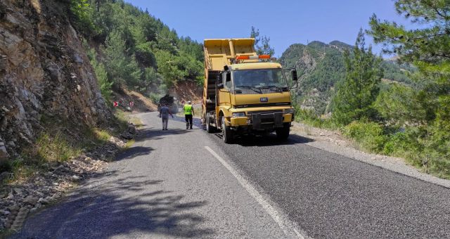Kahramanmaraş'ta Beş Mahallede Yol Bakım Çalışması