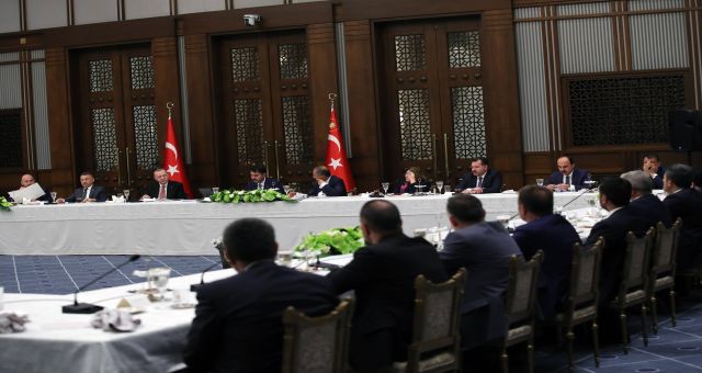 Ak Parti'li Belediye Başkanları Cumhurbaşkanı İle Külliyede Buluştu