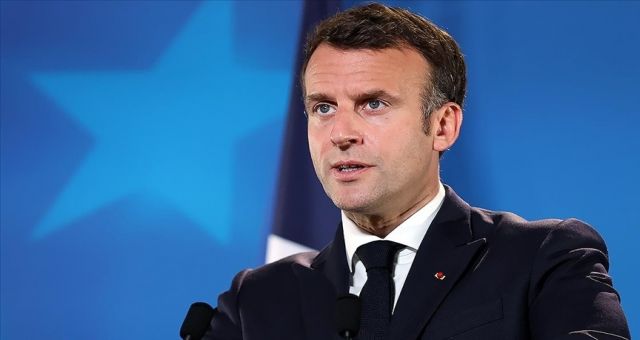 Fransa Cumhurbaşkanı Macron Tokatlandı