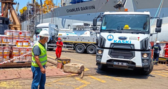 Kaski Ekipleri Müsilaj Temizliğinde