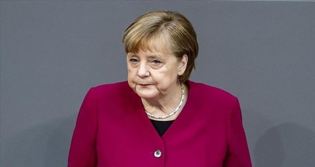 Merkel'den ''Dev Yatırımlar Gerekli'' Uyarısı
