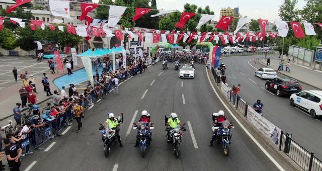 Edebiyat Yolu Yarışlarına Vatandaştan Övgü