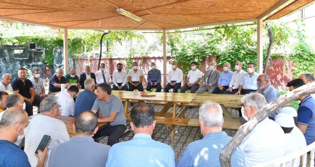 Başkan Güngör Doğukent Sakinlerini Ziyaret Etti