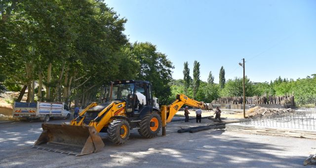 Kahramanmaraş Dereköy Güreş Sahası Yenileniyor