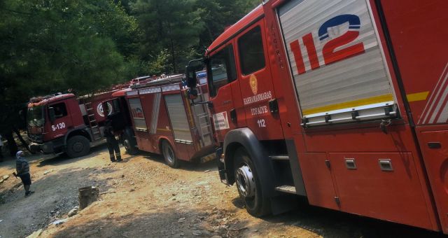 Kahramanmaraş İtfaiyesi Yangın Bölgesinde Çalışıyor