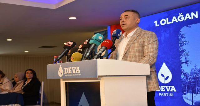 Deva Partisi Kahramanmaraş İl Başkanı UZM.DR. KARATUTLU: "Üniversite Öğrencileri Evsiz, Yurtsuz Kaldı."