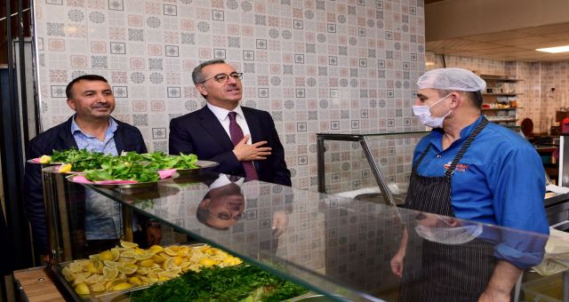 Başkan Güngör Boğaziçi’nde Esnafla Bir Araya Geldi