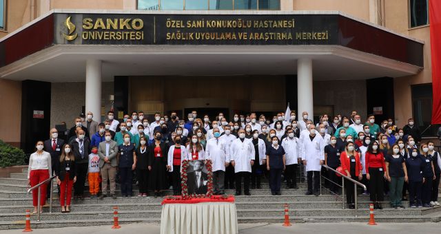 Sanko Üniversitesi Hastanesi'nde 29 Ekim Cumhuriyet Bayramı Çoşkuyla Kutlandı