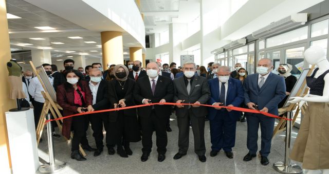 Kahramanmaraş Sütcüimam Üniversitesinde ‘Pandemi Döneminde Tasarım’ Etkinliği Düzenlendi