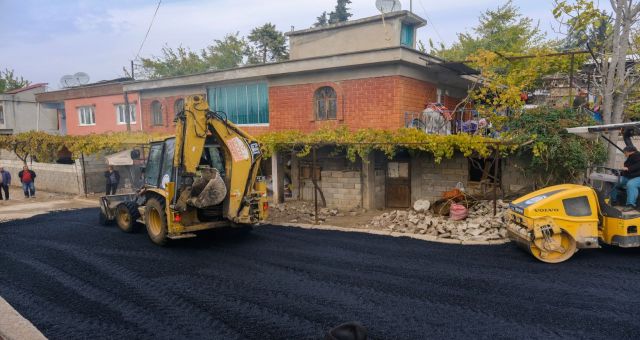 Dulkadiroğlu'nda Güzelyurt Mahallesine Asfalt Çalışması Yapıldı