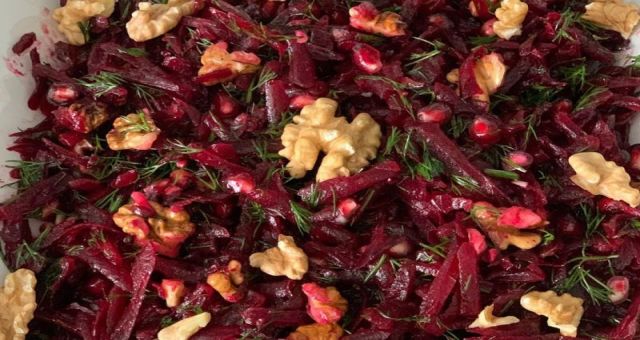 Kırmızı Pancar Salatası Hazırlanışı