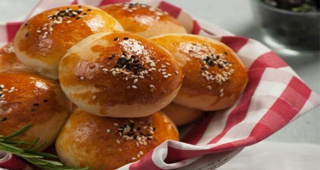 Yumuşacık Poğaça Hazırlanışı