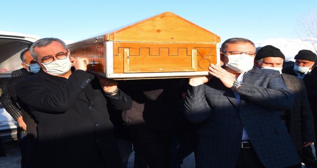 Başkan Güngör Alıcı’nın Cenazesine Katıldı