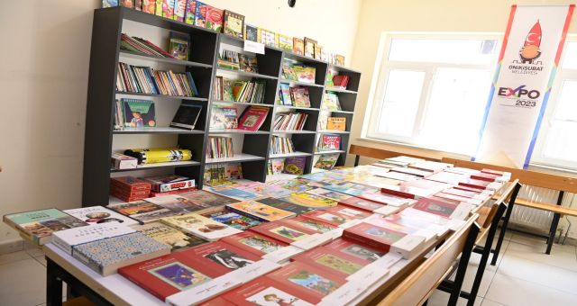 Başkan Mahçiçek; Gönderdiğimiz Kitaplar Nice Yetenekli Gençlerin Yetişmesine Vesile Olacak