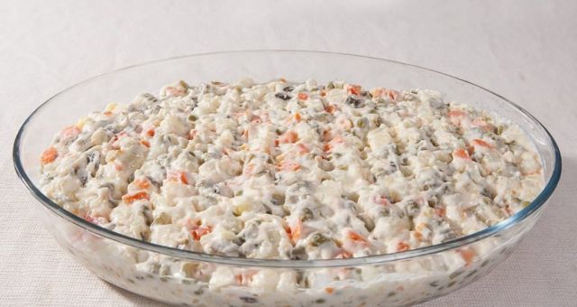 Gerçek Rus Salatası Hazırlanışı