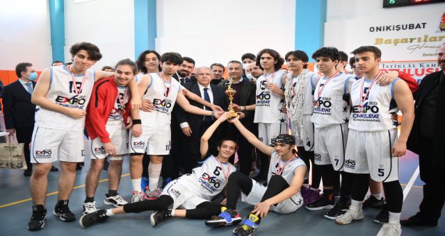 Onikişubat Belediyesi Kurtuluş Kupası Sahibini Buldu