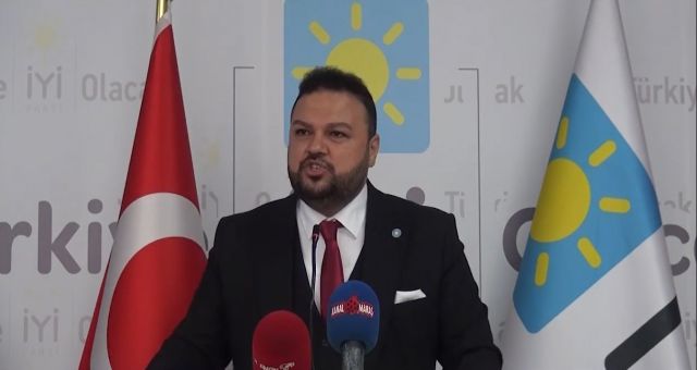Başkan Çabukel - Savaş Meydanlarındaki Gayretin Sözden Örülmüş Anıtıdır İstiklal Marşımız