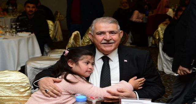 Başkan Mahçiçek; ‘Onlar, sonsuz sevgileri ile hayatımıza tarif edilemez bir güzellik katıyor’