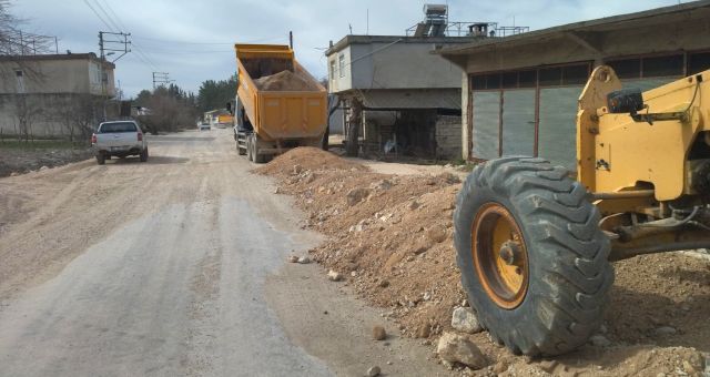 Büyükşehir’den Andırın’da Grup Yolu Çalışması