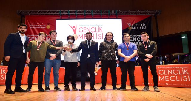Gençlik Çalışmaları Artarak Devam Edecek