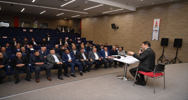 Onikişubat Belediyesinden 8 bin haneye 500’er TL’lik örnek Ramazan Yardımı