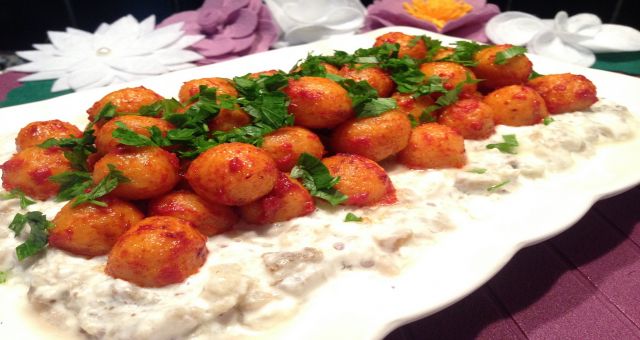 Yoğurtlu Köz Patlıcanlı Bulgur Köftesi Tarifi