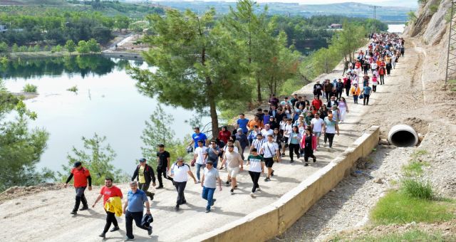 Ksü Öğrencileri Doğa Yürüyüşü Etkinliğinde Buluştu