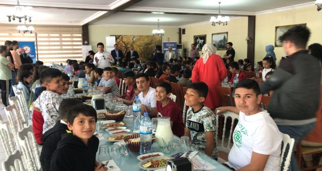 Öğrenciler Şehrin Tarihi Mekânları Ziyaret Etti