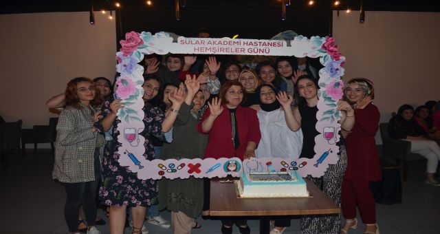 Sular Sağlık'tan Hemşireler Günü Kutlaması