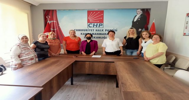CHP Kadın Kolları'ndan Yaşamak Açıklaması