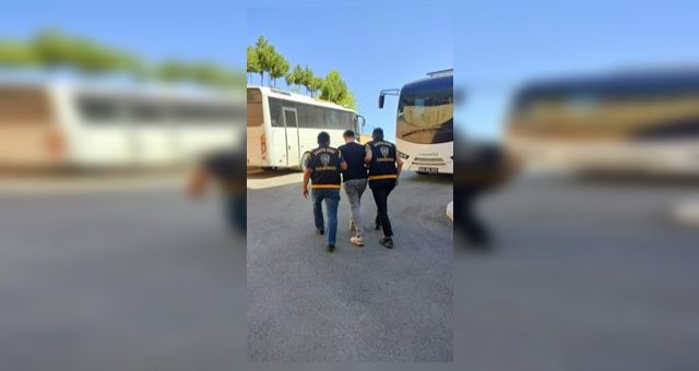 Kahramanmaraş'ta 35 Yıl 8 Ay Kesinleşmiş Hapis Cezası Olan Aranan Şahıs Yakalandı