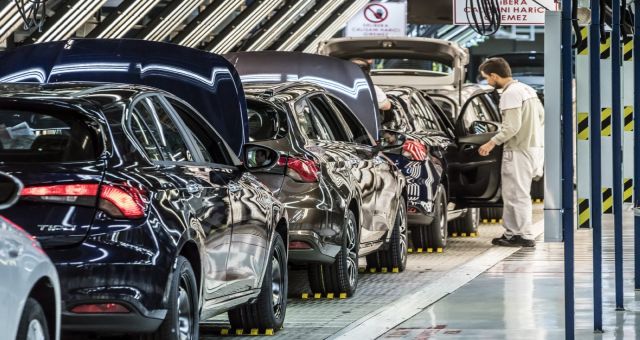 Bakan Muş Duyurdu: Otomobil Satışına '6 Ay Ve 6 Bin Kilometre' Sınırı