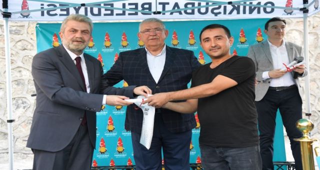 Başkan Mahçiçek, 147 Aileye Tapularını Teslim Etmenin Gururunu Yaşadı