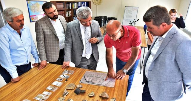 Sefer Aycan; Her Geldiğimizde Türkoğlu’nun Farklı Bir Güzelliğini Görüyoruz.