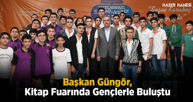 Başkan Güngör, Kitap Fuarında Gençlerle Buluştu