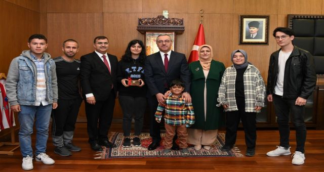 Başkan Güngör: “Gençlerimize İnancımız Tam”