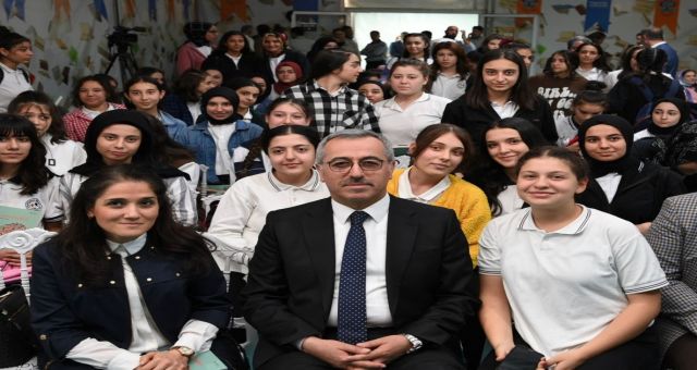 Kahramanmaraş Büyükşehir Kütüphanelerinde Ücretsiz İnternet