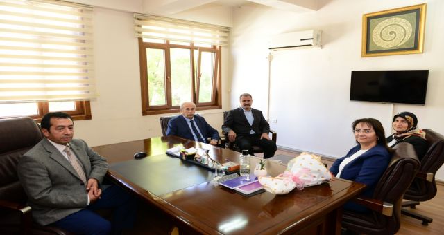 Kahramanmaraş Sağlık Hizmetleri Meslek Yüksekokulu Müdürlüğüne Prof. Dr. Hüsnü Aksakal Atandı